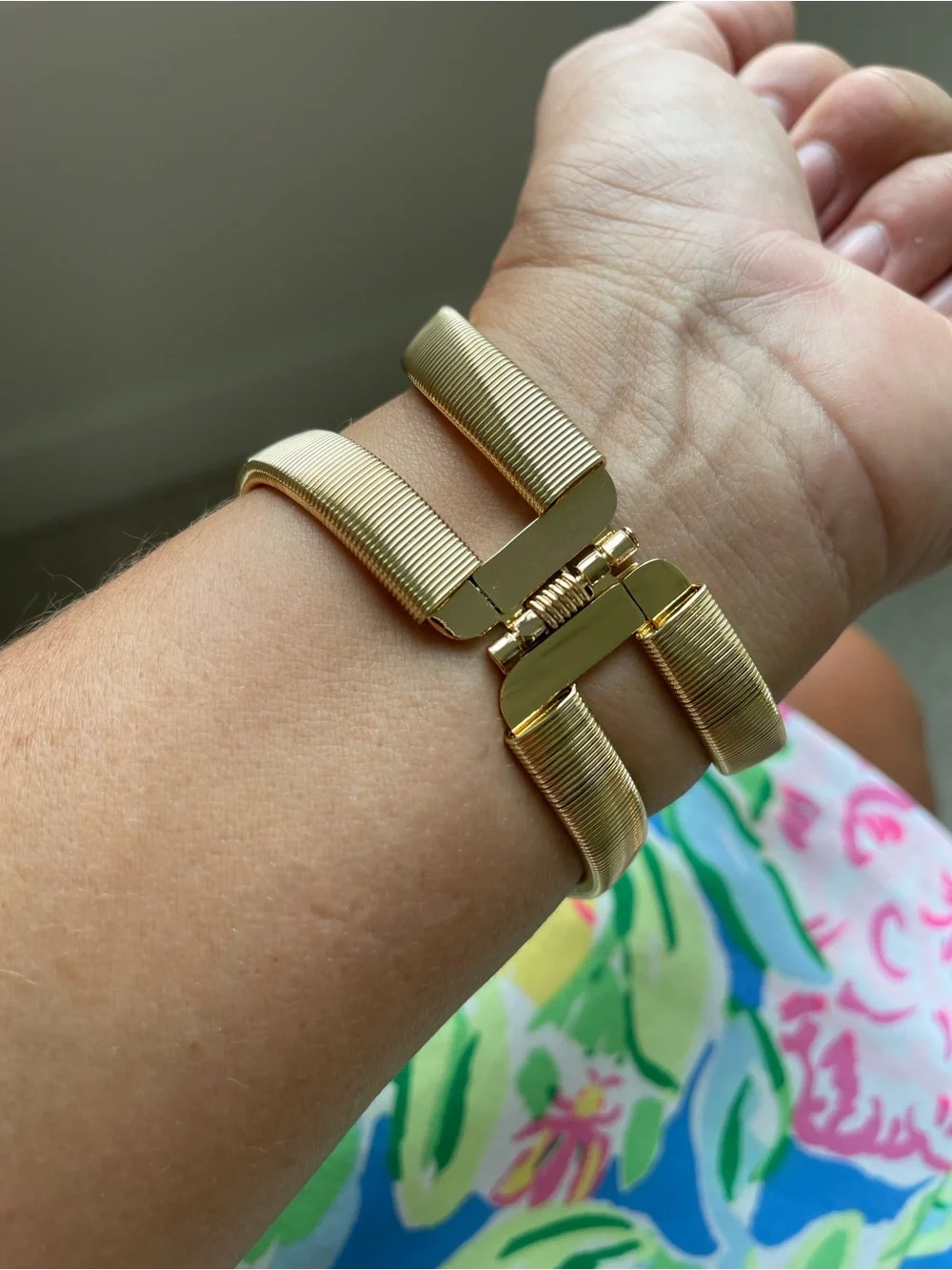 Gold Curved Ribbed Open Cuff Bracelet - NEW